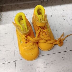 Vintage Baby Reebok 80s Yellow Kids Shoes